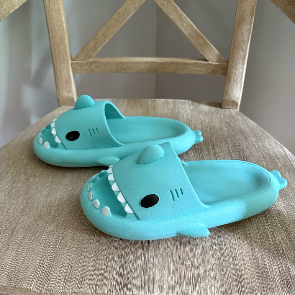 Shark Slides Unisex Adult Shark Sandal sandals aqua blue W-7.5-8.5, M 6-7